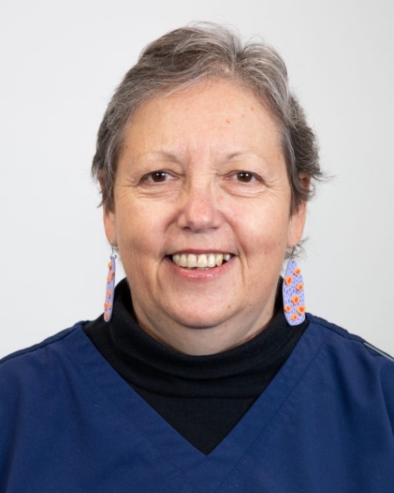 Dr Sandra Newfield