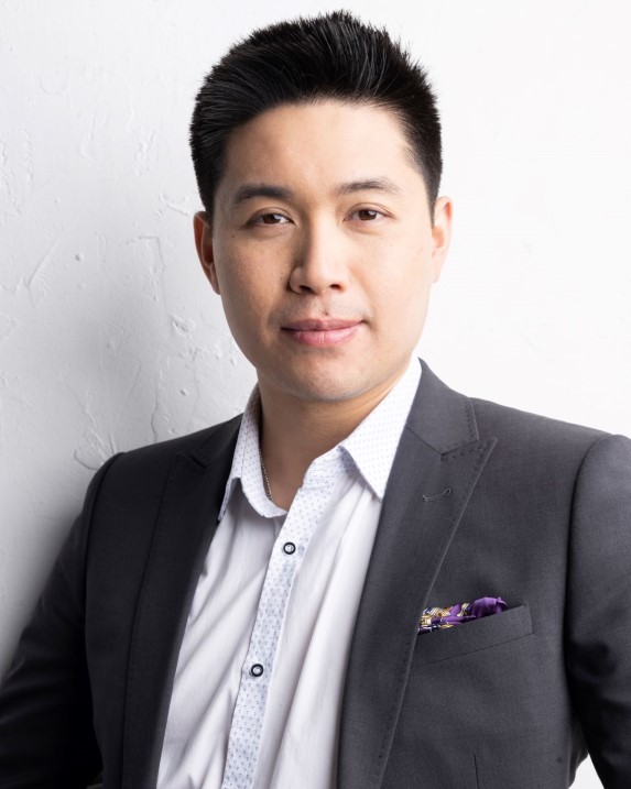 Dr Aaron Nguyen