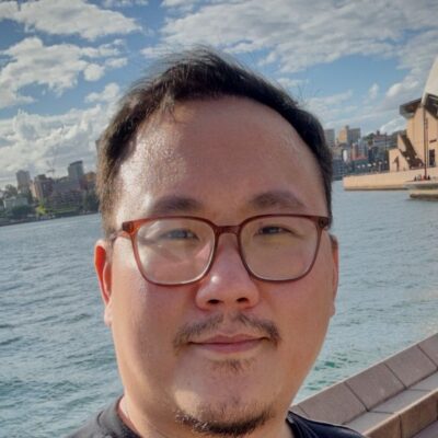 Dr Adrian Cakra