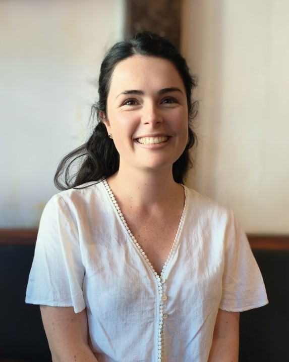 Dr Hannah Collings-Andrews