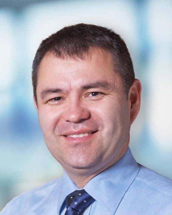 Dr Scott Mills