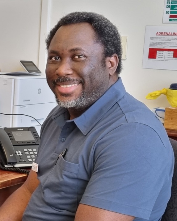 Dr Apampa Olusegun