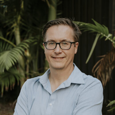 Dr Paul Shire