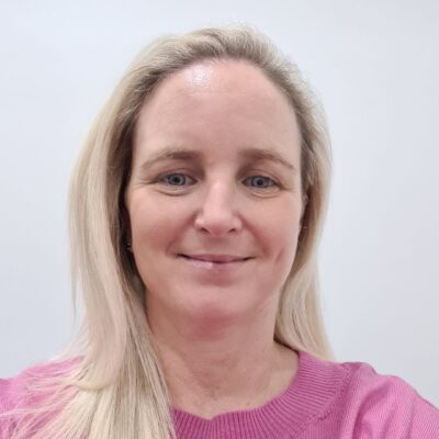 Dr Isabelle Smith