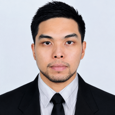 Dr Aaron Santos