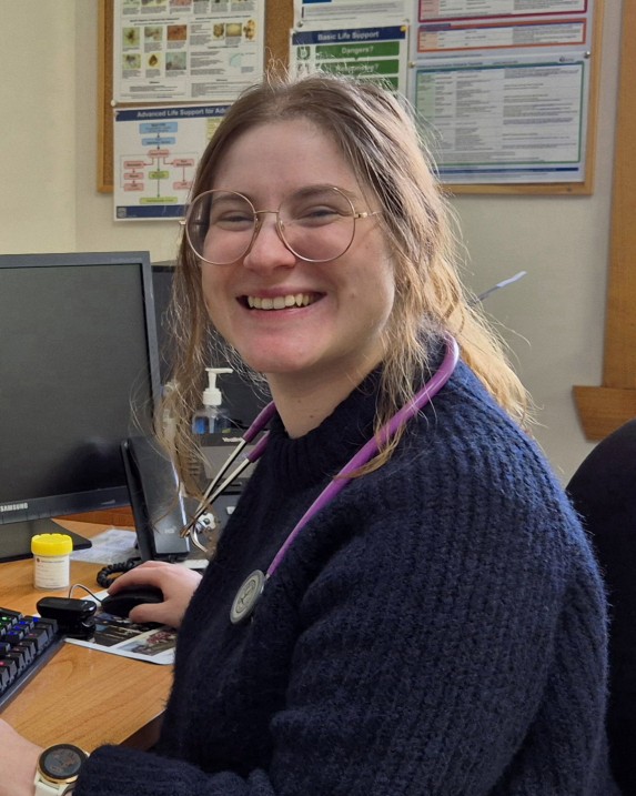 Dr Emma Hicks